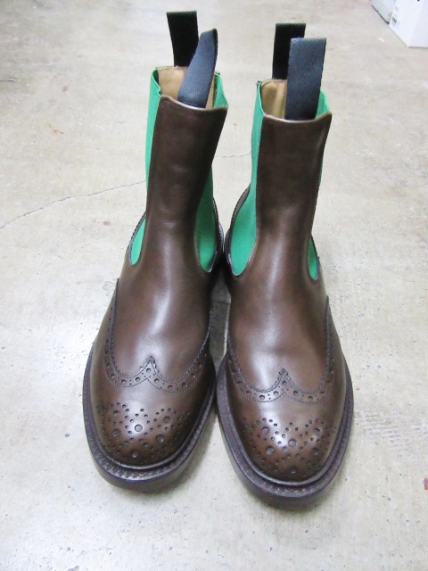 ようやくのTricker\'s (別注)が入荷です(^^♪ まずは、先行2型より!!_d0152280_9343757.jpg