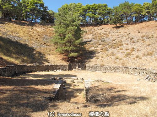 エーゲ海の島々の古代劇場　17カ所_c0010496_17511286.jpg