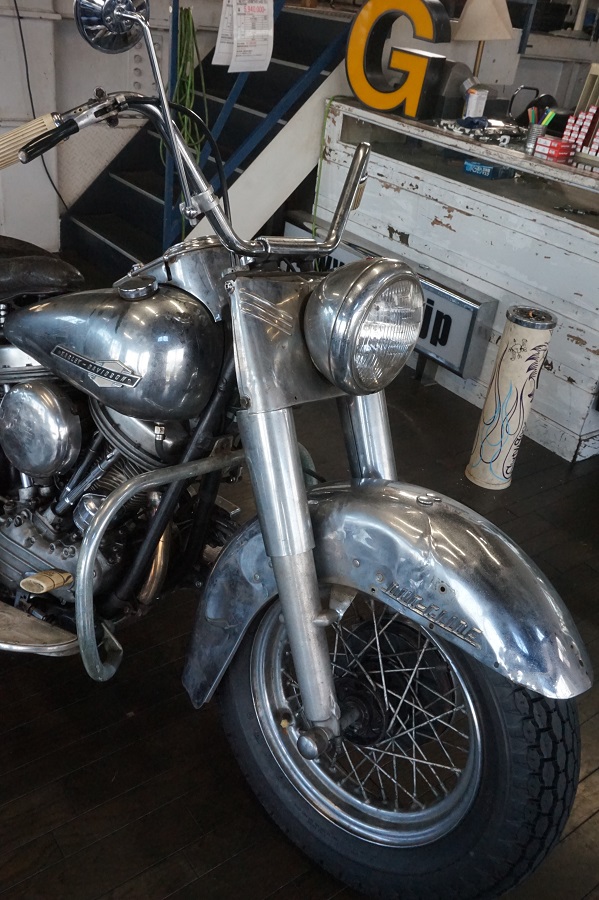 64 FLH DUO GLIDE_a0165898_16244518.jpg
