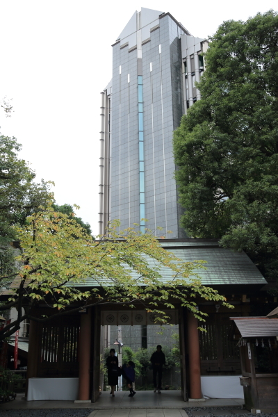 飯田橋駅～靖国神社散策_f0229832_08351497.jpg