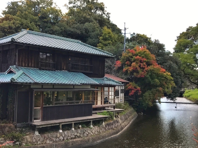 水辺のカフェ三宅商店♪_c0323003_09343513.jpg