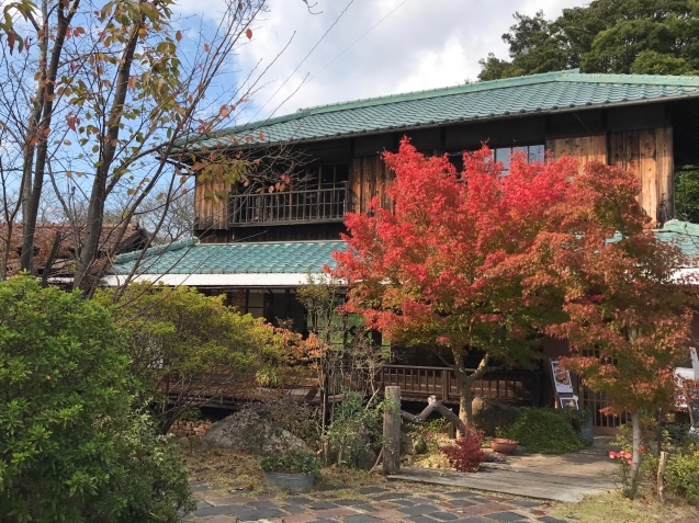 水辺のカフェ三宅商店♪_c0323003_09352431.jpg