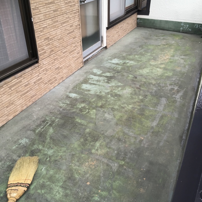 ベランダウレタン防水工事 _e0243413_09280896.jpg