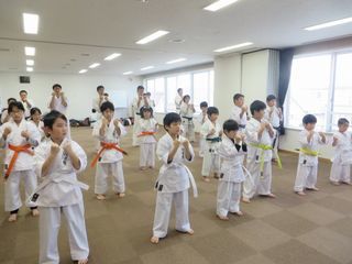 日曜空手　屯田教室_c0118332_13454834.jpg