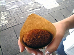 e0360834_01194977.jpg
