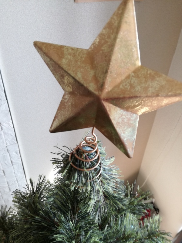 クリスマスツリー 今年のテーマカラーはこの色に決定 Peppy Days