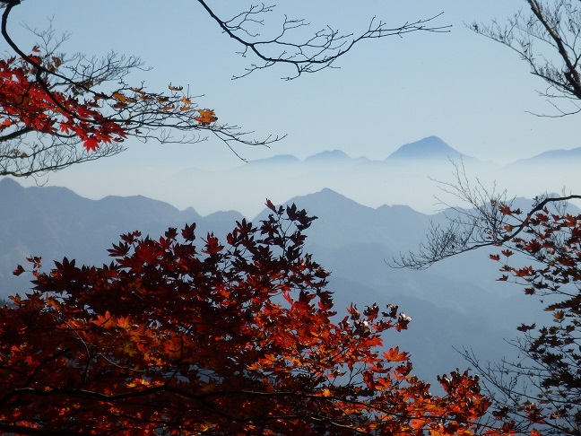 裏英彦山道を歩く_e0164643_19455093.jpg