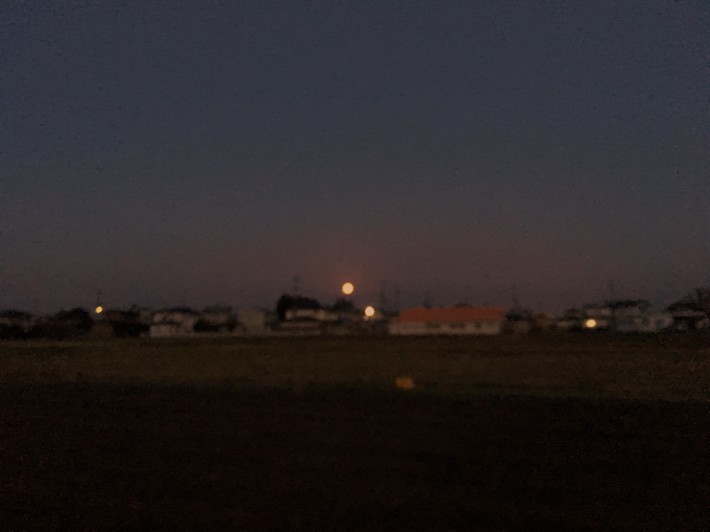 Moon_d0349623_18314493.jpg