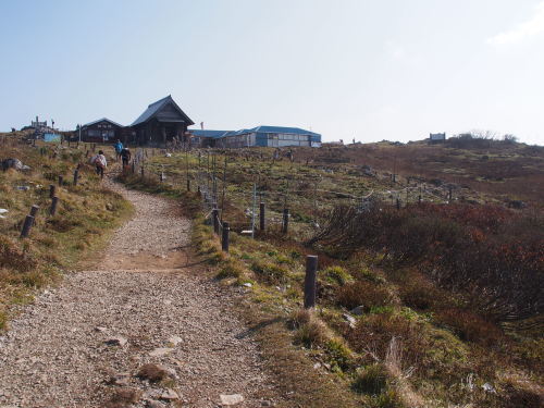 能郷白山・伊吹山　秋の旅行登山 ②　　2016.11.４～６_b0335256_21274743.jpg