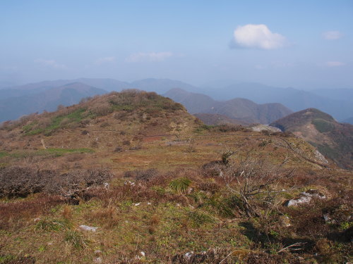 能郷白山・伊吹山　秋の旅行登山 ②　　2016.11.４～６_b0335256_21434465.jpg