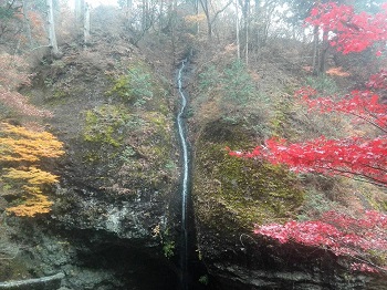 紅葉の榛名神社_a0061057_23474553.jpg