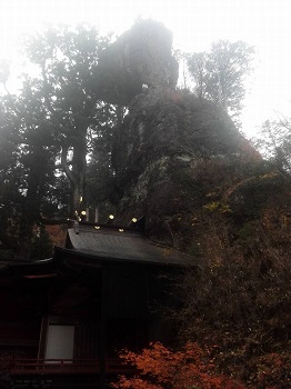 紅葉の榛名神社_a0061057_23521313.jpg