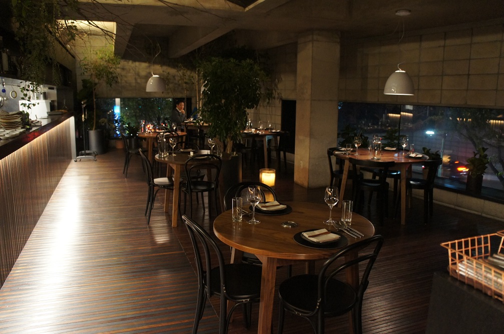 Newオープンのお洒落なお店 SEOUL DINIG _b0060363_1359924.jpg