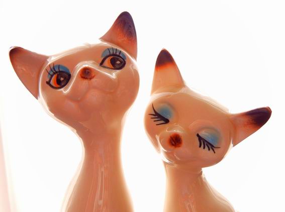 陶器のペア猫の置物 Himedaria 陶器のペア猫の置物 Himedaria