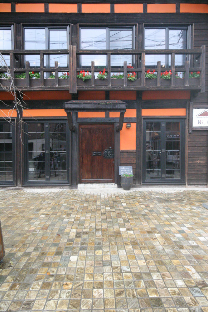 カールベンクス&アソシエイツ_b0349892_06144494.jpg