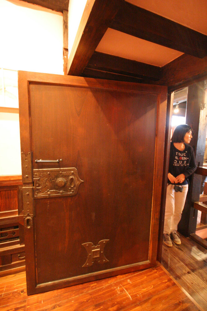 カールベンクス&アソシエイツ_b0349892_06184052.jpg