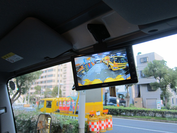 タイタン4t道路標識車発進!_c0165425_15564074.jpg
