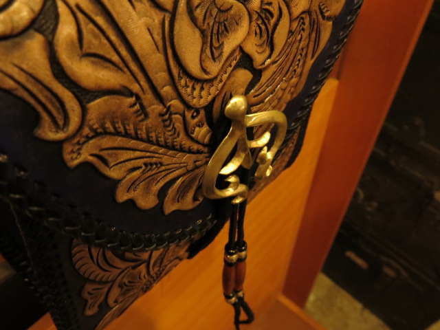 \"RoosterKing × TheThreeRobbers Carving Sholder Bag #7 - ORDER\"ってこんなこと。_c0140560_18483577.jpg