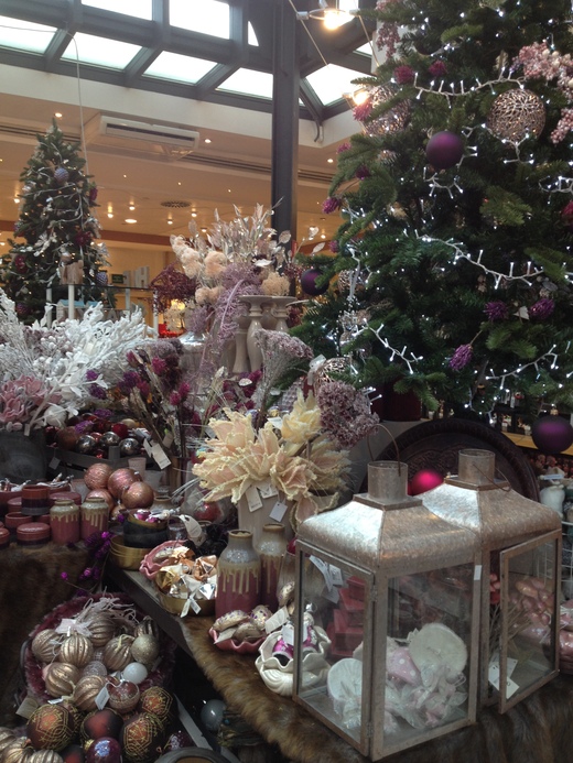 クリスマスを彩る可愛らしい仲間たち_a0136671_1352820.jpg