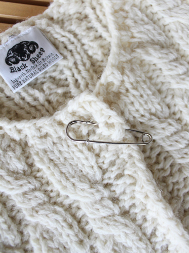 BLACK SHEEP Handknitted (LADIES ONLY)_b0139281_1655015.jpg