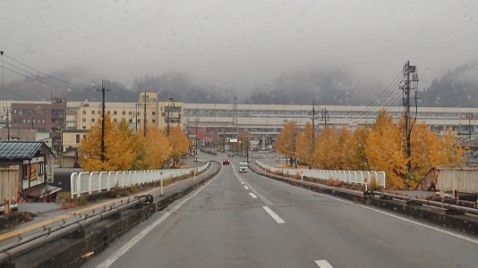 雨降りの配送日でした_c0336902_1947613.jpg