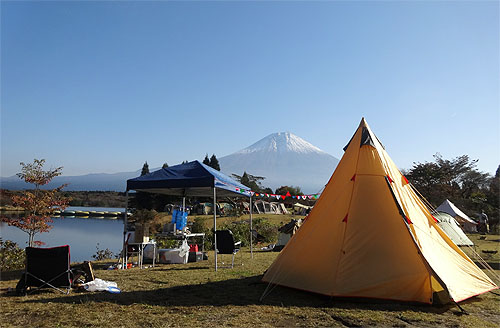 木と戯れ、秋を満喫した極上キャンプ!_c0137404_2102628.jpg