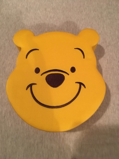 ディズニーランドで買ったプーさんのお菓子 くちびるにトウガラシ ディズニーランドで買ったプーさんのお菓子 くちびるにトウガラシ