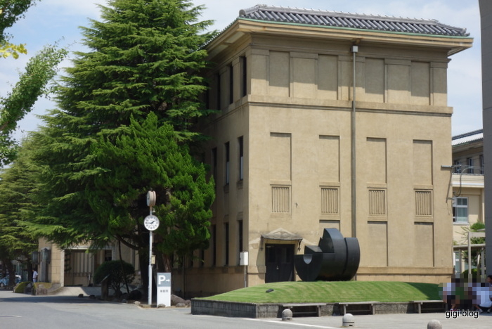 f0374868_08424872.jpg