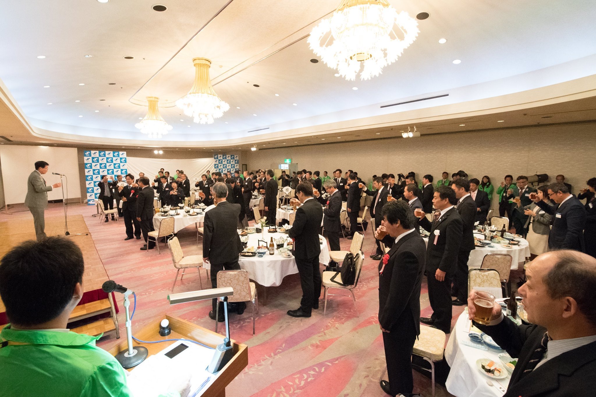 笠岡商工会議所青年部設立２０周年記念式典・懇親会_e0264823_20005475.jpg