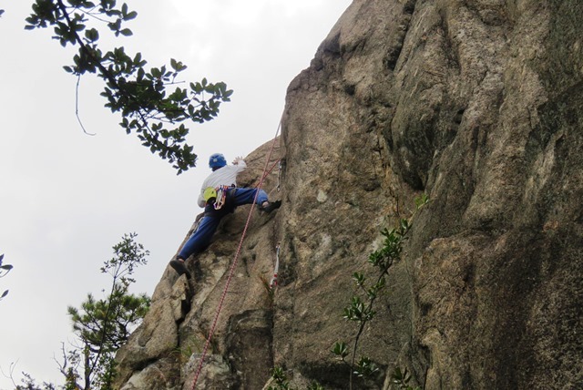小豆島吉田川の岩場クライミング2_b0227552_20141206.jpg
