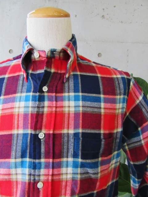 INDIVIDUALIZED SHIRTS (NEW) ・・・ 素敵なCHECK柄が入荷しました(^^♪_d0152280_17131570.jpg
