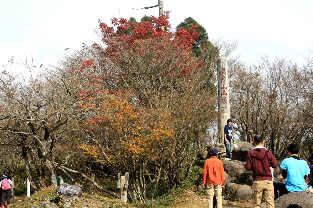 英彦山の紅葉は見頃_f0212511_08435858.jpg