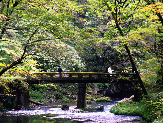 「広島県・庄原 国定公園の帝釈峡、 国の天然記念物の雄橋 サイクリング」_a0000029_2215365.jpg