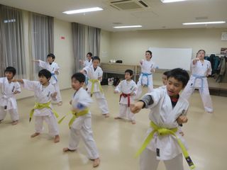 土曜日空手　宮の沢教室・八軒教室_c0118332_19145069.jpg