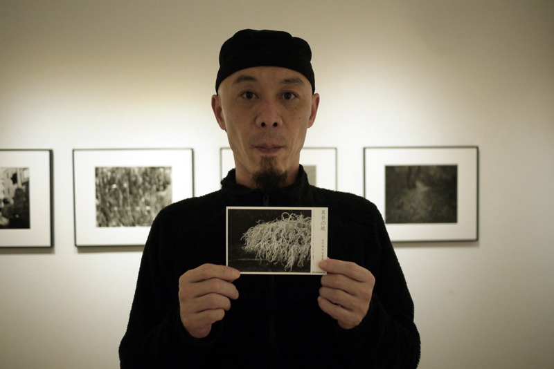 有元伸也写真展「真昼の蛾」。_e0158242_20115626.jpg