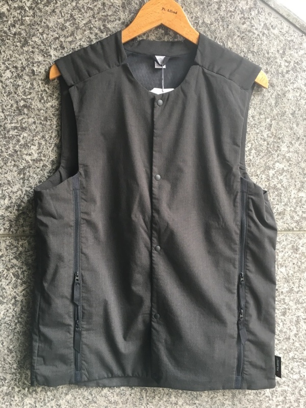 VEST on VEST　の季節_c0007187_09533964.jpg