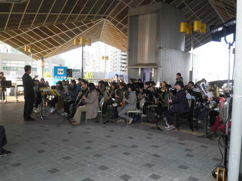 浜大津駅コンサート_d0315355_13363013.jpg