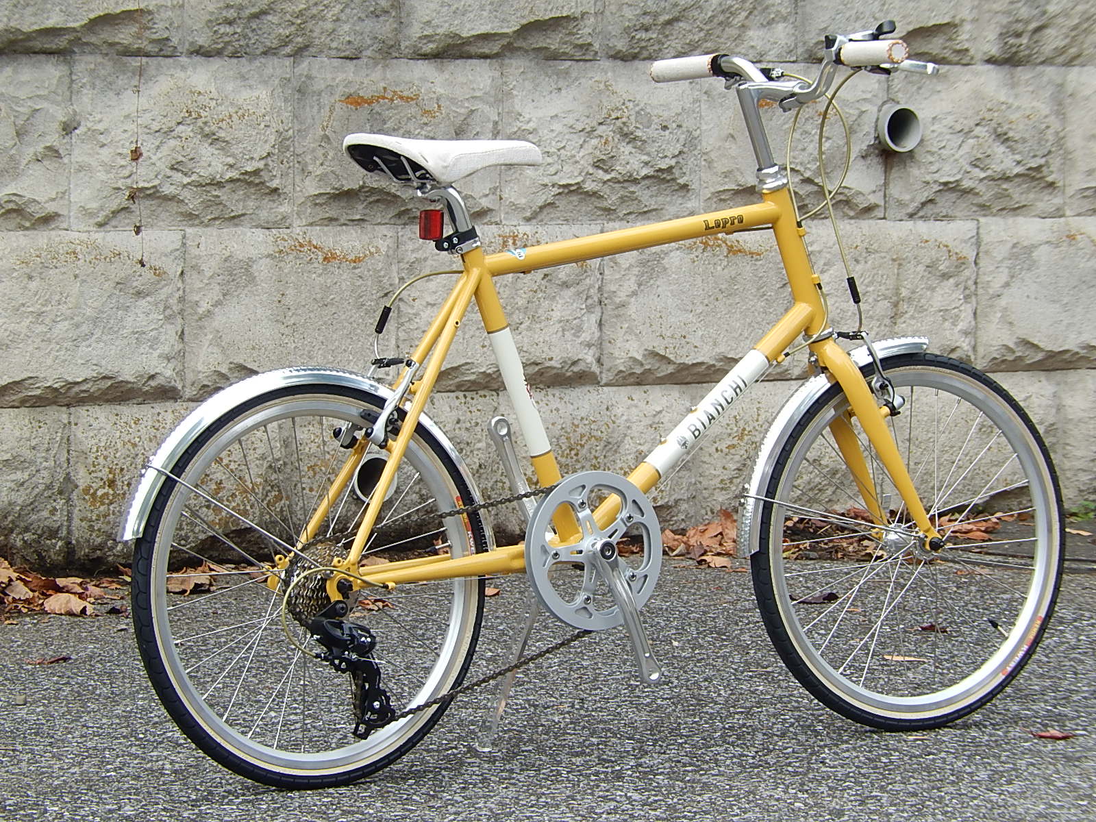 2017年モデルBianchi MINIVELO-7 _e0188759_14294734.jpg