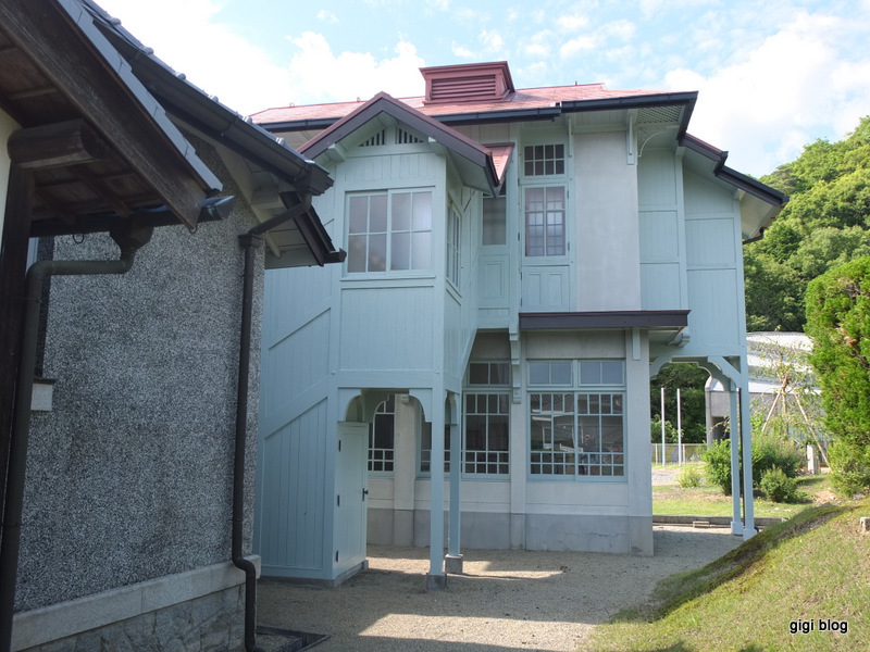 f0374868_00070140.jpg