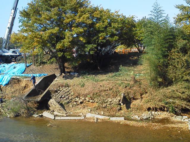 ●柳瀬川の補修工事_a0268821_12072021.jpg