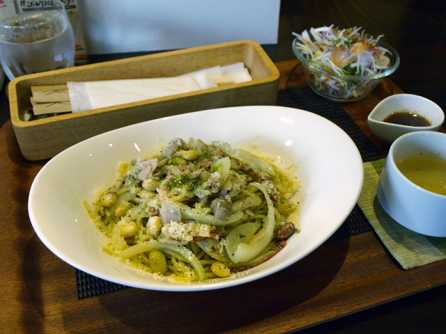 FOOD&CAFE Chiーkotto その4 (ベーコンとビンズのジェノベーゼ 他)_d0153062_9113446.jpg