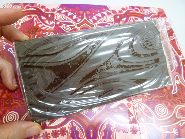 lovechock ORGANIC RAW CHOCOLATE Sweet nibs & Sea salt_c0152767_21272003.jpg