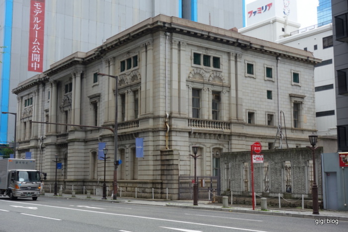 f0374868_11133401.jpg