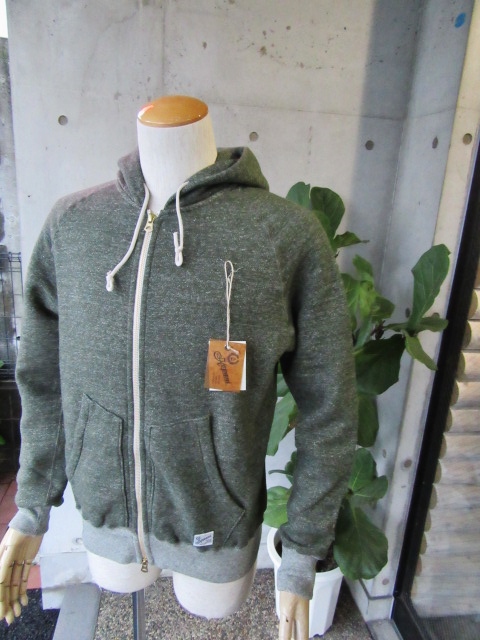 噂の人気カラー!?で、ZIP PARKA 入荷です。。。(^^♪ By Kepani_d0152280_1656089.jpg