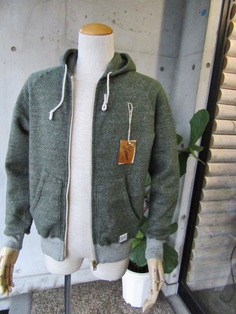 噂の人気カラー!?で、ZIP PARKA 入荷です。。。(^^♪ By Kepani_d0152280_16565555.jpg