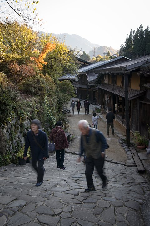 古き良き宿場町、妻籠_d0353489_1335865.jpg
