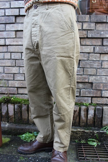 ANACHRONORM \"CHINO TAPERED TROUSERS\" ご紹介_f0191324_08583427.jpg