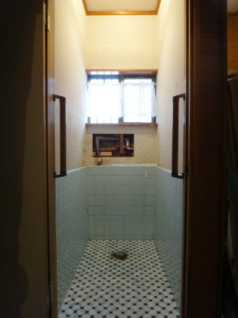 M様邸トイレ改装工事_c0184295_152013100.jpg
