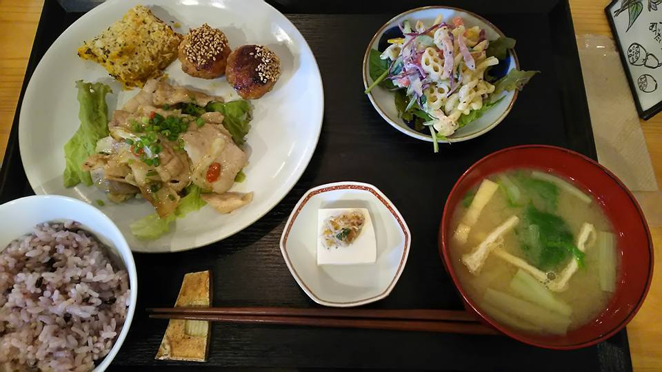 ここさえあれば、ランチは安泰♪_b0331802_20082789.jpg