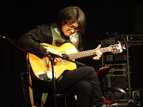 「Solo Guitar Christmas Time」 発売記念コンサート_c0137404_9442924.jpg